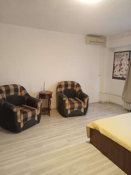 Stefan cel Mare inchiriere garsoniera la 3 min pana la gura de metrou